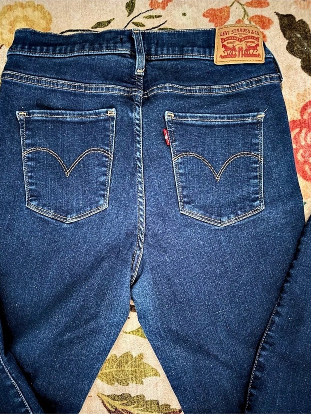 Levi's 310 Shaping Super Skinny Jeans Waist 31 Blue